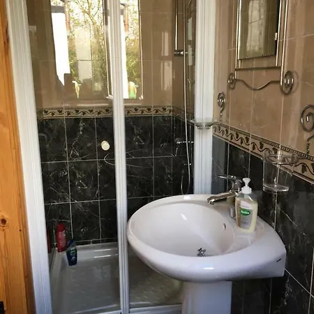 فندق مبيت وإفطار Colman House Kilmihil