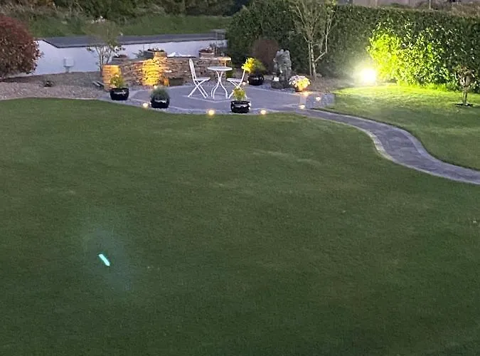 לינה וארוחת בוקר Colman House 3*